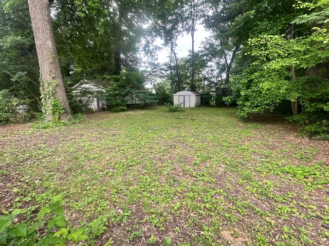 935 Lorine Lane, Paducah, KY 42001