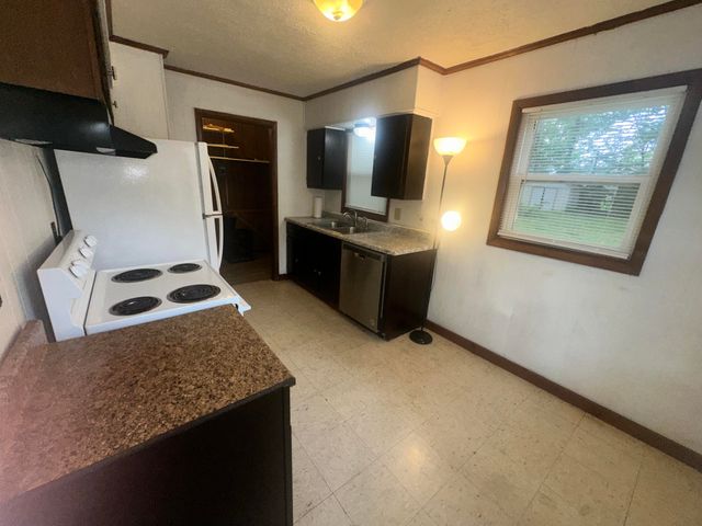 935 Lorine Lane, Paducah, KY 42001