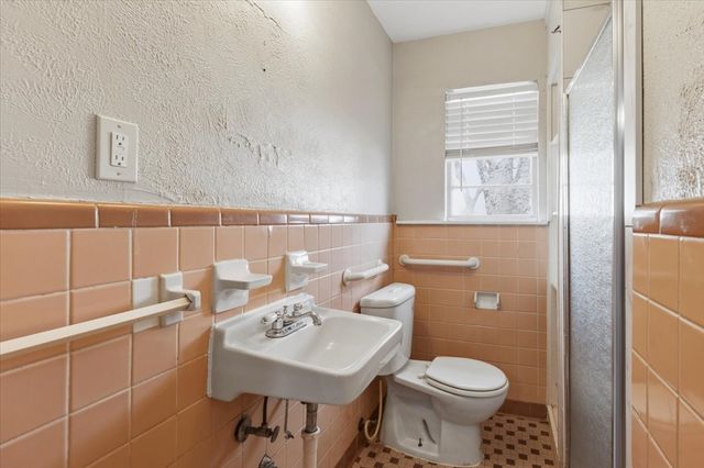 4301 Valentine Street, Fort Worth, TX 76107