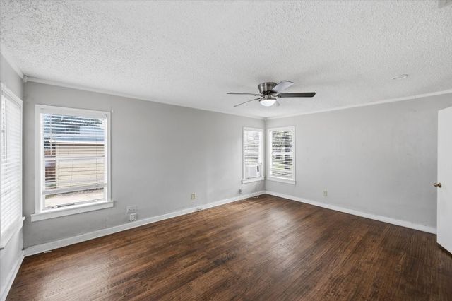 4301 Valentine Street, Fort Worth, TX 76107