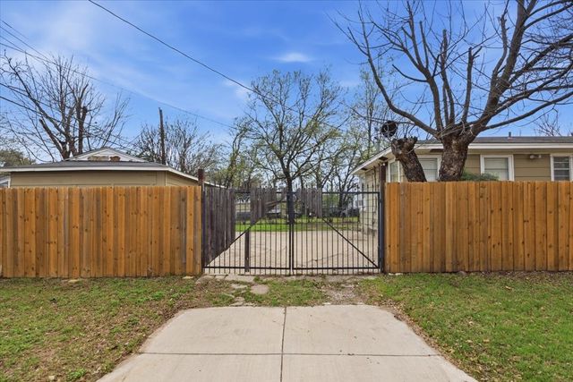 4301 Valentine Street, Fort Worth, TX 76107