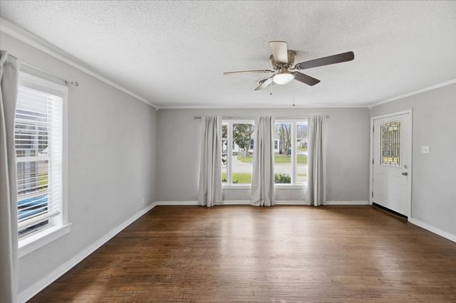 4301 Valentine Street, Fort Worth, TX 76107