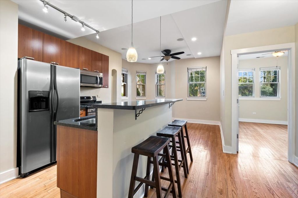 5715 N Kimball Avenue GN, Chicago, IL 60659 — photo 3