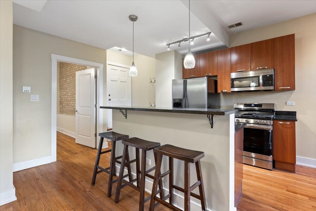 5715 N Kimball Avenue GN, Chicago, IL 60659 — photo 5