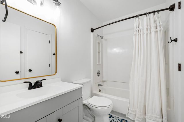 249 Summerwalk Circle, Chapel Hill, NC 27517