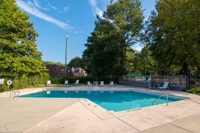 249 Summerwalk Circle, Chapel Hill, NC 27517