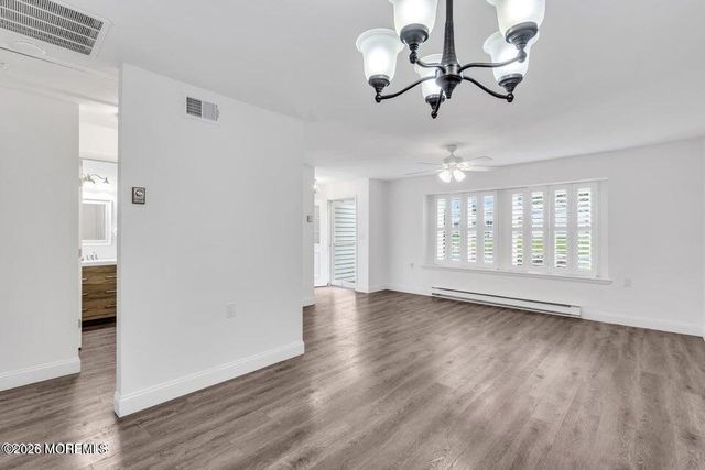 439C Chesterfield Court, Toms River, NJ 08753