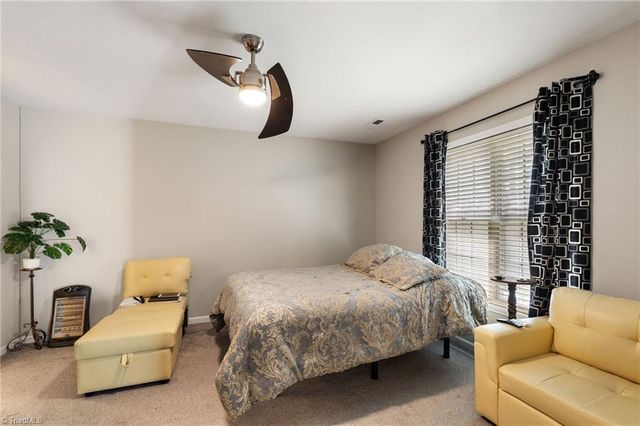 5137 Mount Hope Drive, Winston-salem, NC 27107