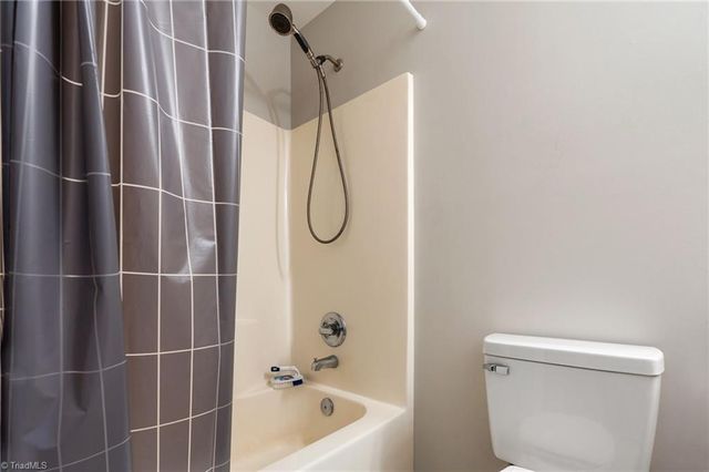 5137 Mount Hope Drive, Winston-salem, NC 27107