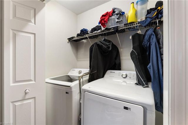 5137 Mount Hope Drive, Winston-salem, NC 27107