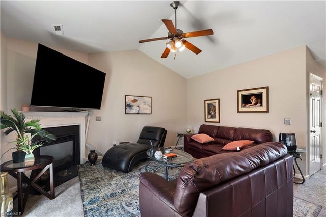 5137 Mount Hope Drive, Winston-salem, NC 27107