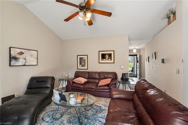 5137 Mount Hope Drive, Winston-salem, NC 27107