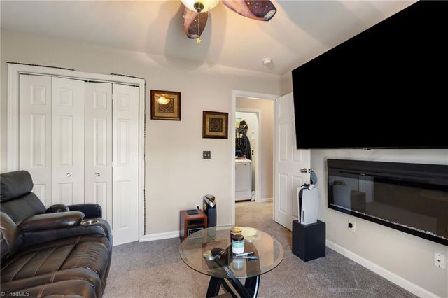 5137 Mount Hope Drive, Winston-salem, NC 27107