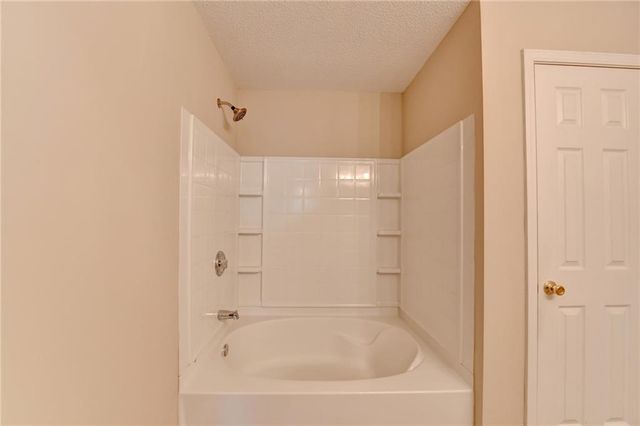 392 Parc River Boulevard, Lawrenceville, GA 30046