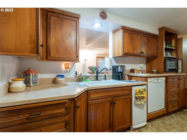 4708 Ne CRESTON Ave, Vancouver, WA 98663