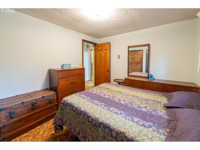 4708 Ne CRESTON Ave, Vancouver, WA 98663
