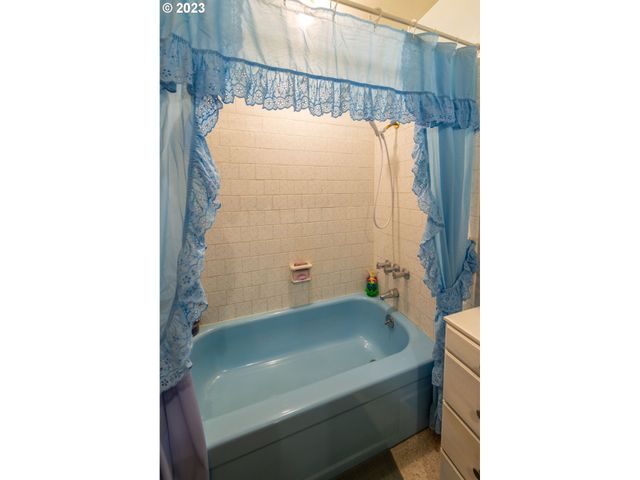 4708 Ne CRESTON Ave, Vancouver, WA 98663