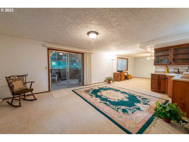 4708 Ne CRESTON Ave, Vancouver, WA 98663