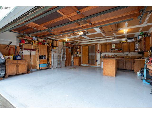 4708 Ne CRESTON Ave, Vancouver, WA 98663
