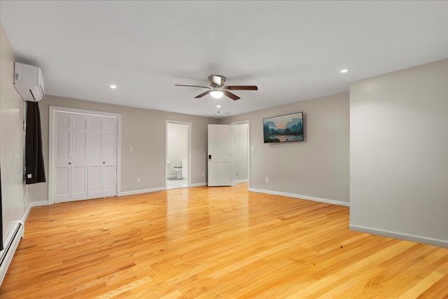 3 Muriel Lane, Teaticket, MA 02536