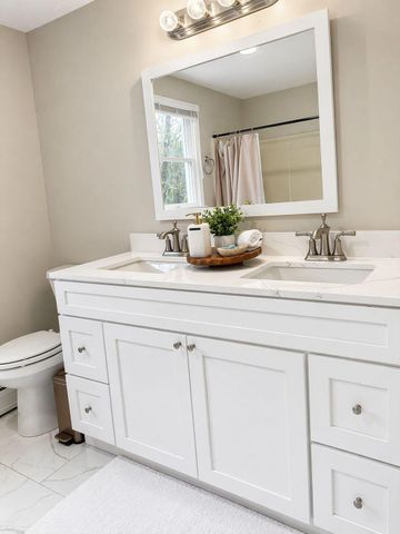 3 Muriel Lane, Teaticket, MA 02536