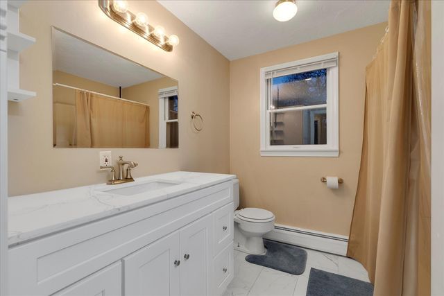 3 Muriel Lane, Teaticket, MA 02536