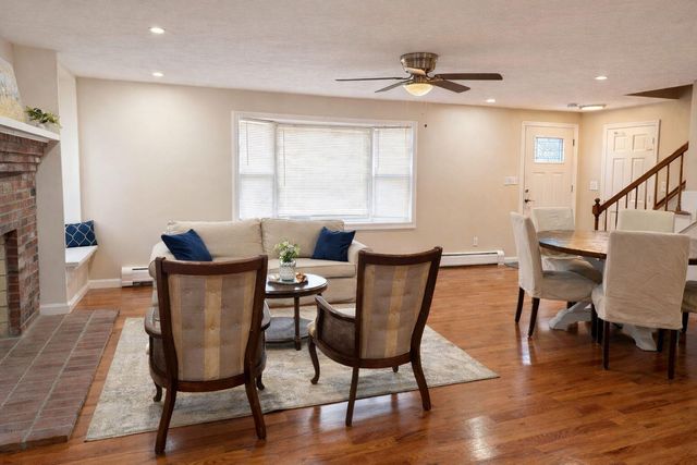 3 Muriel Lane, Teaticket, MA 02536