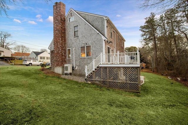 3 Muriel Lane, Teaticket, MA 02536