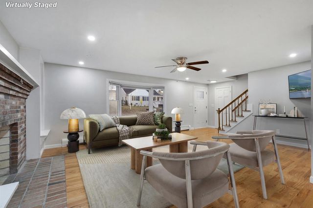 3 Muriel Lane, Teaticket, MA 02536