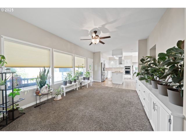 14330 Se DONATELLO Loop, Happy Valley, OR 97086