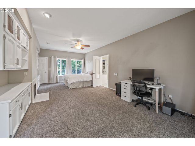 14330 Se DONATELLO Loop, Happy Valley, OR 97086