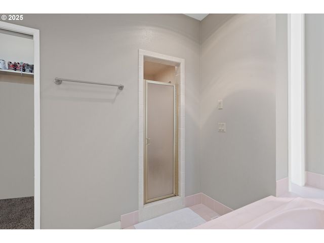 14330 Se DONATELLO Loop, Happy Valley, OR 97086