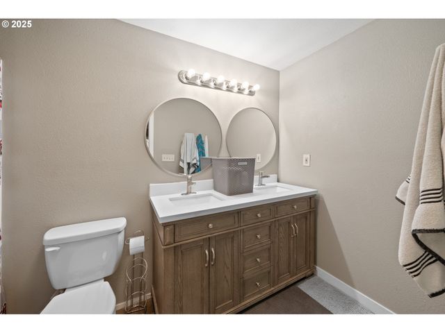 14330 Se DONATELLO Loop, Happy Valley, OR 97086