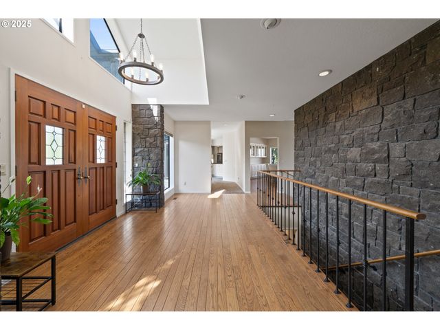 14330 Se DONATELLO Loop, Happy Valley, OR 97086