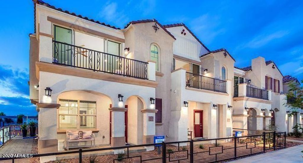 4038 E Erie Street Unit 101, Gilbert, AZ 85295