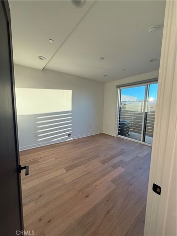 1048 N Joels, Los Angeles, CA 90012