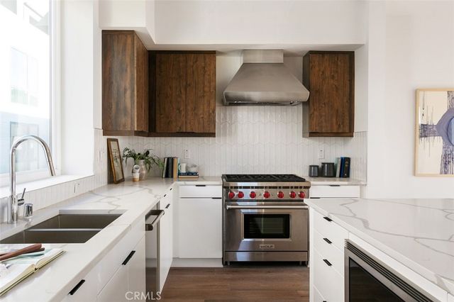 1048 N Joels, Los Angeles, CA 90012
