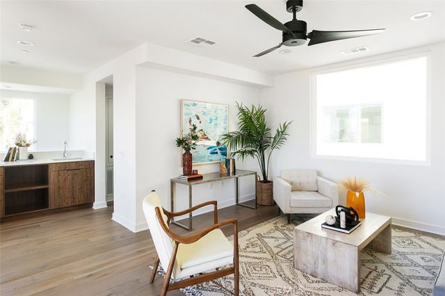 1048 N Joels, Los Angeles, CA 90012