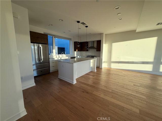 1048 N Joels, Los Angeles, CA 90012