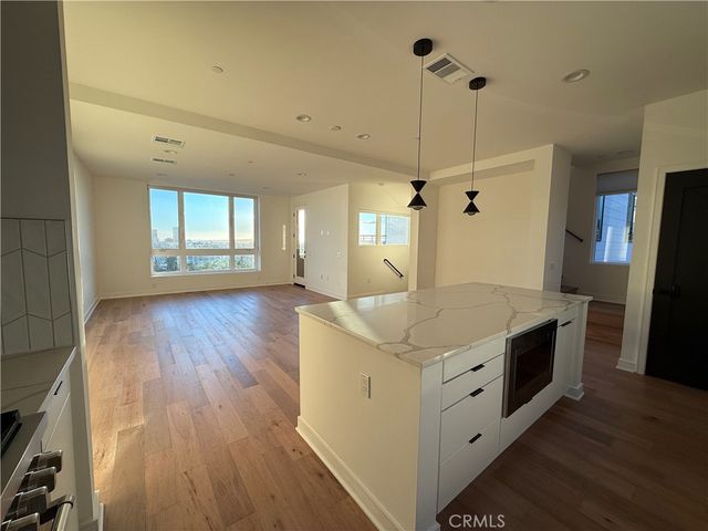 1048 N Joels, Los Angeles, CA 90012