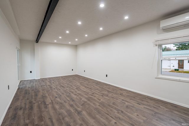 665 Linlawn Drive, Wabash, IN 46992