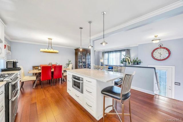 57 New South Road, Hicksville, NY 11801