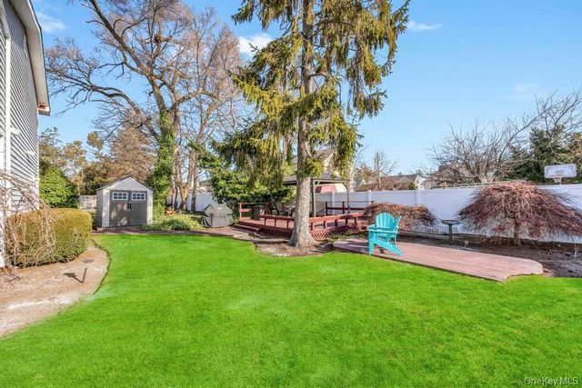 57 New South Road, Hicksville, NY 11801