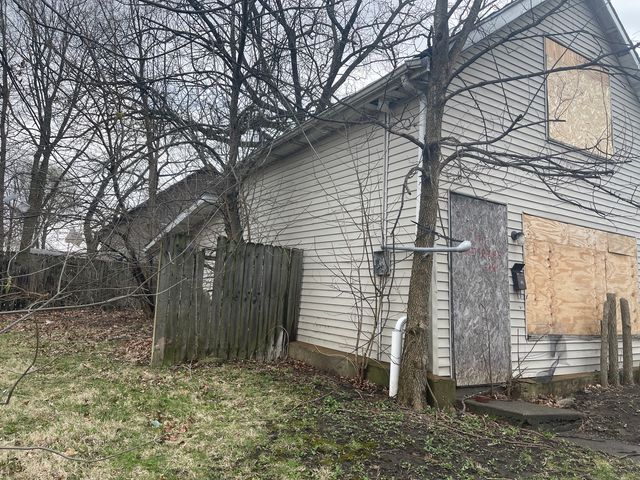 501 E Mulberry Street, Bloomington, IL 61701