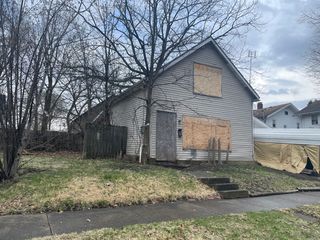 501 E Mulberry Street, Bloomington, IL 61701