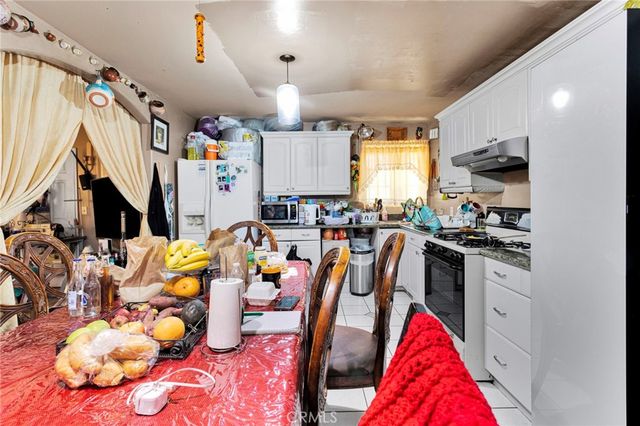 348 W 83rd Street, Los Angeles, CA 90003