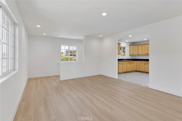 348 W 83rd Street, Los Angeles, CA 90003