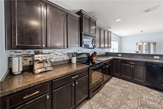 415 Valdez Court, Hinesville, GA 31313