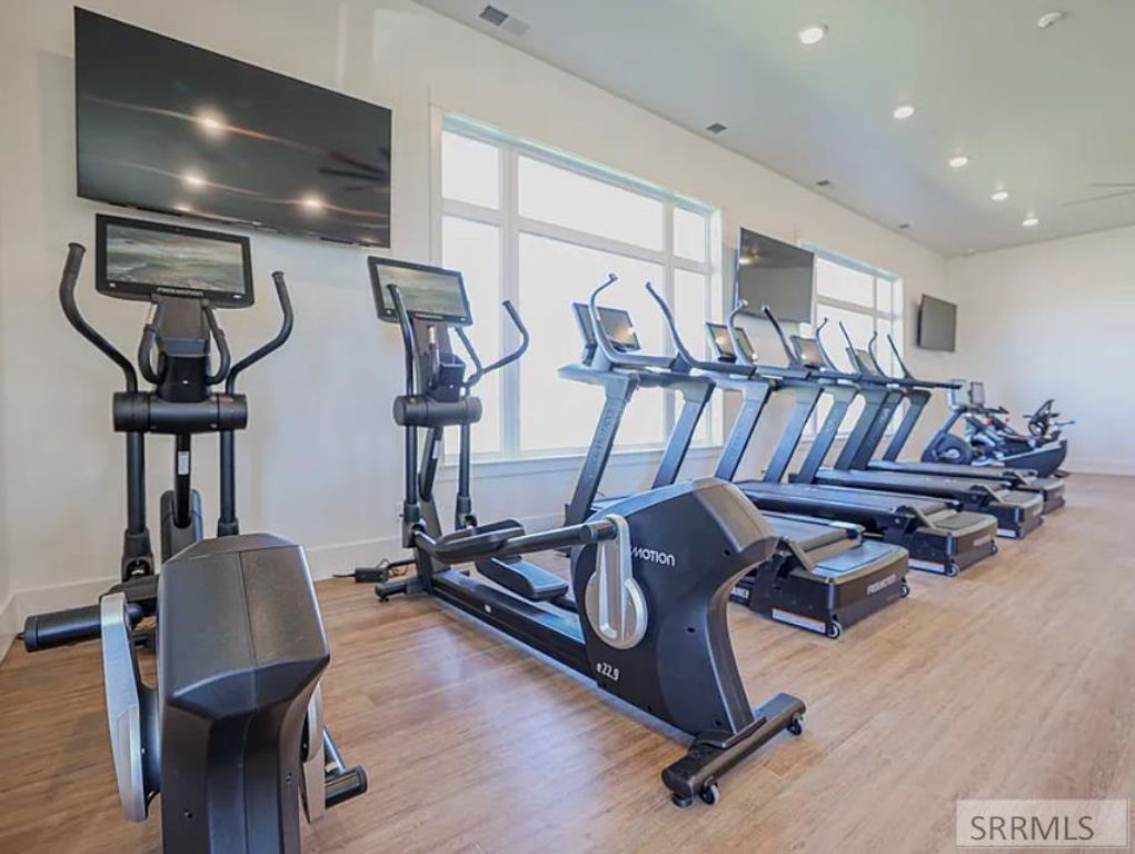 Image 12 of property listing at 651 S 2400 W # 24105, Rexburg, ID 83440