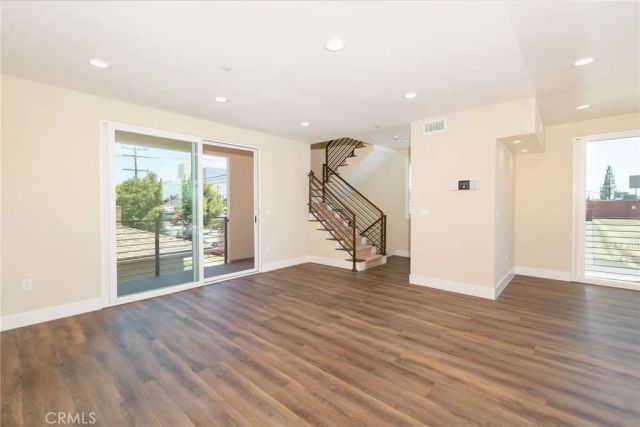 11845 Grevillea, Hawthorne, CA 90250